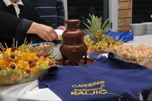 Catering Raljić čokoladna fontana